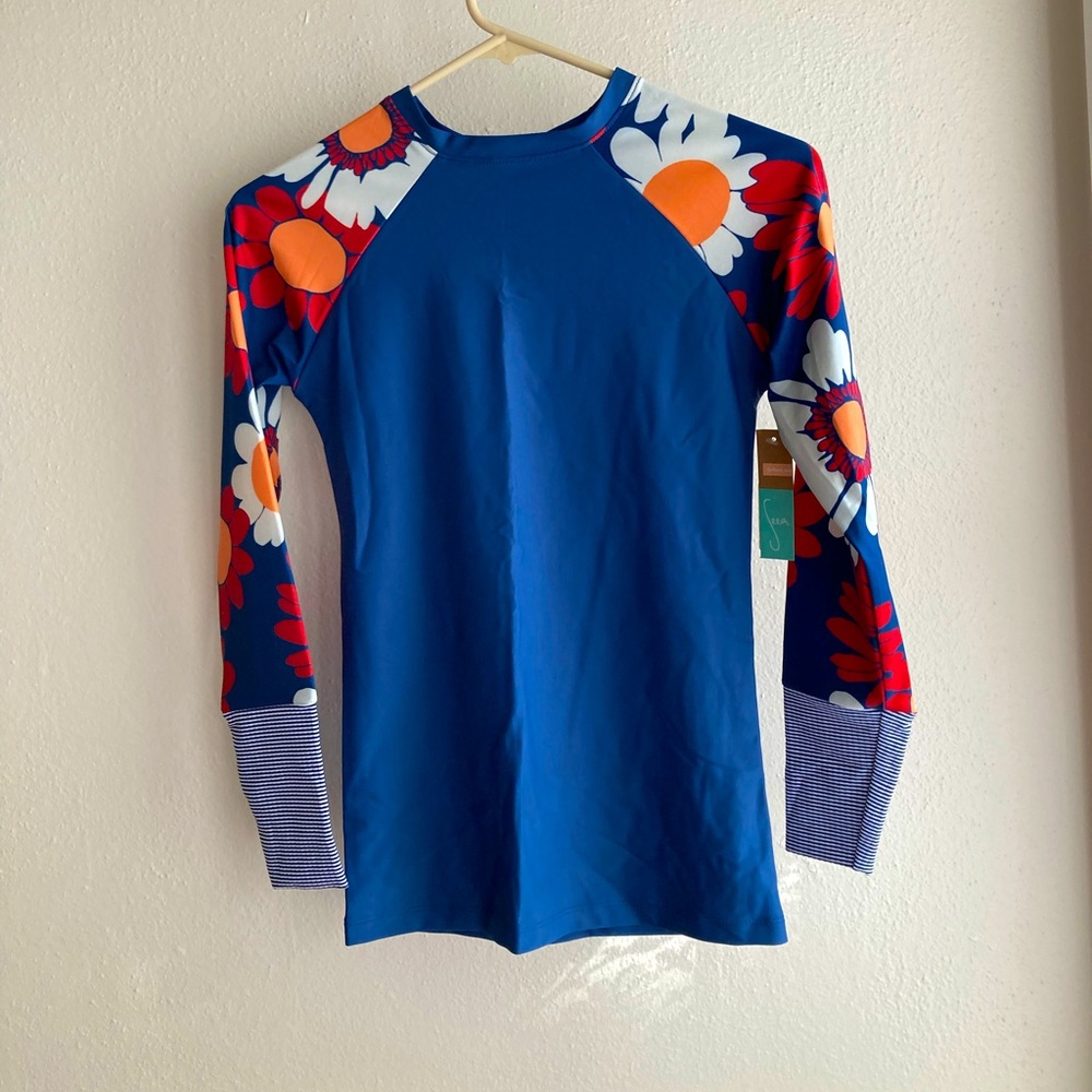Seea Rash Guard NWT Size M